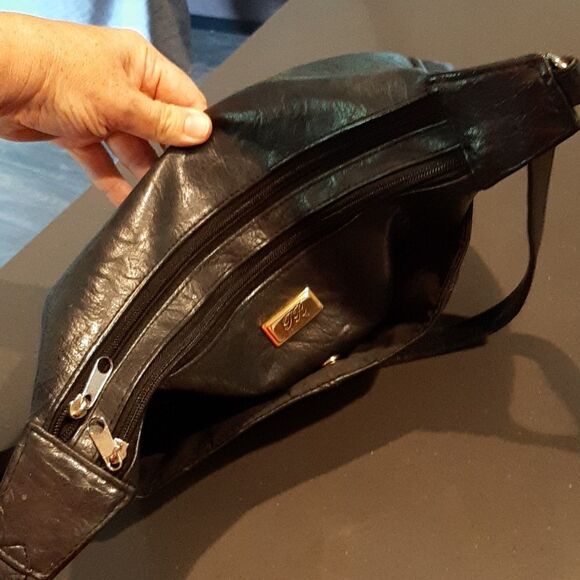 TR Bentley Black Faux Leather Double Zipper Bag - Picture 6 of 12